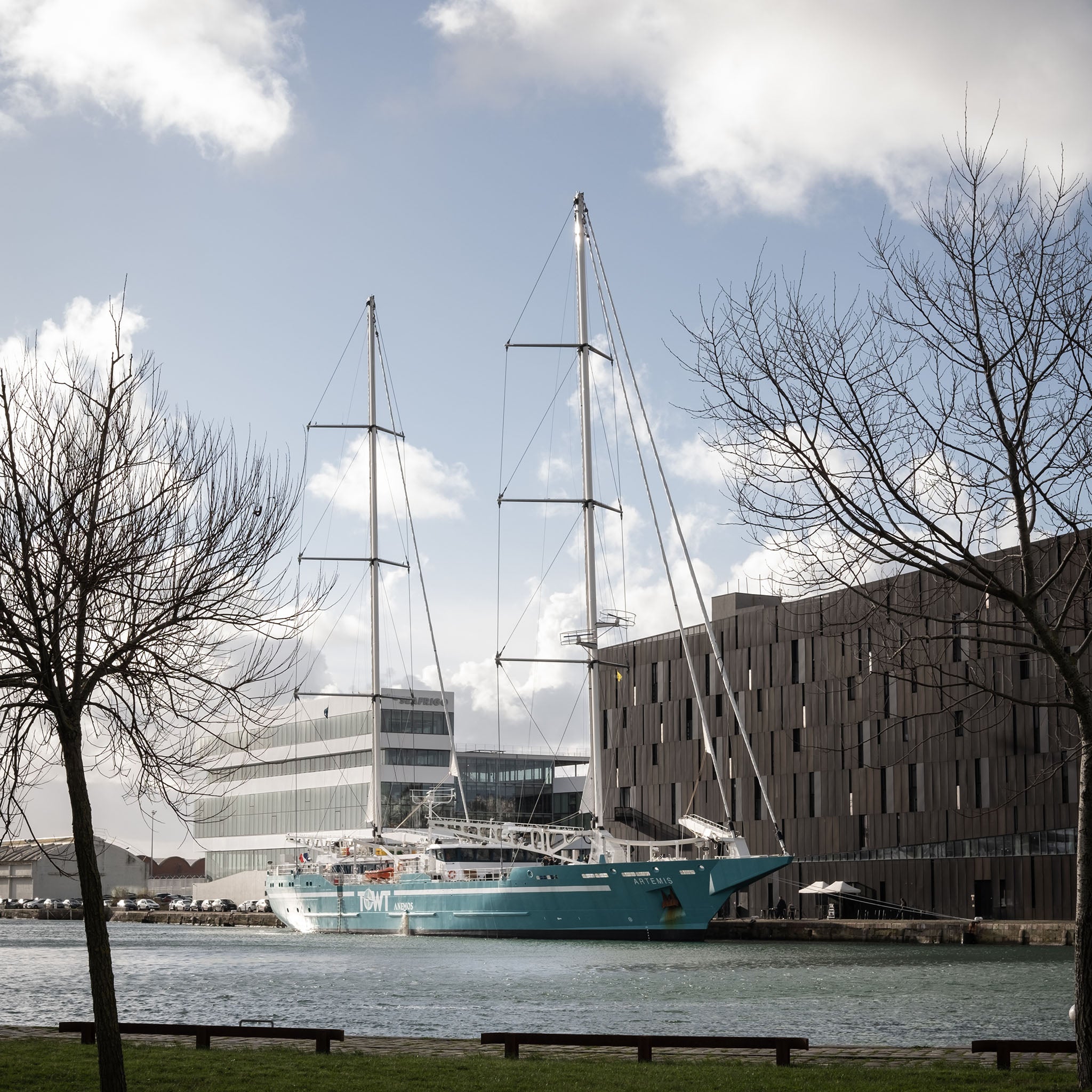Sail Ship
